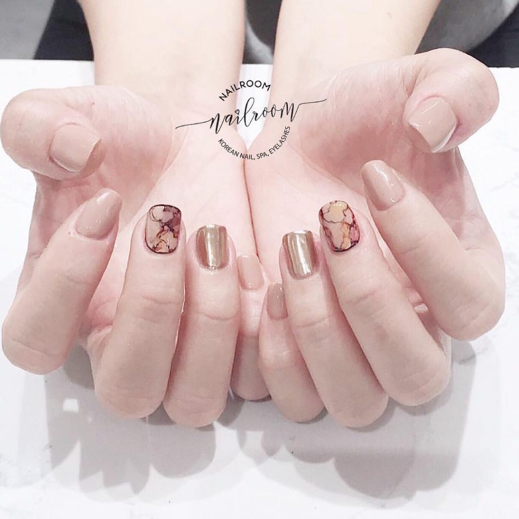 Nail màu nude