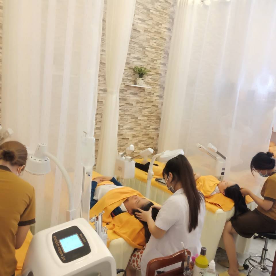 khach-hang-cua-myspa