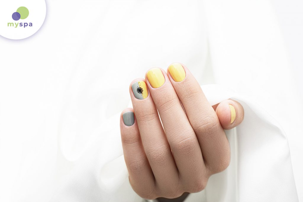 Mẫu nail màu vàng xám