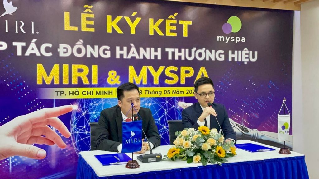 CEO Myspa phát biểu trong buổi ký kết