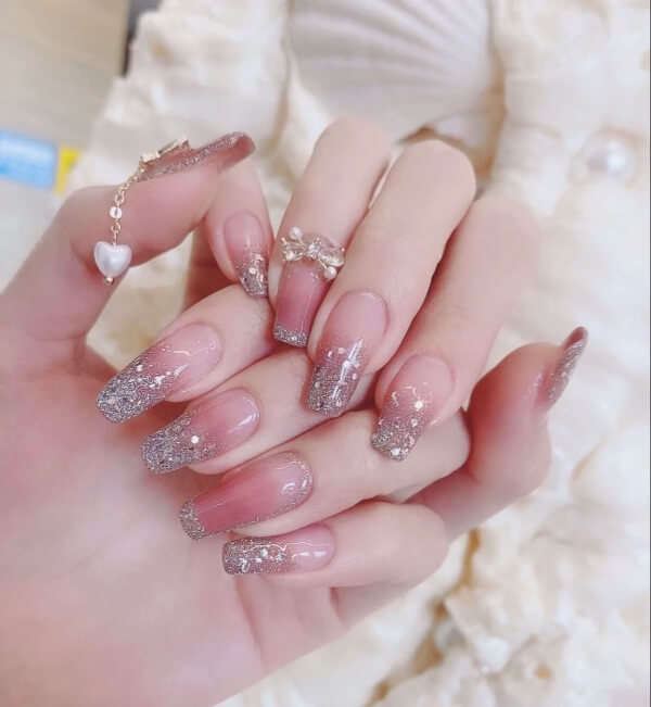 Mẫu nail đẹp mê mẫn