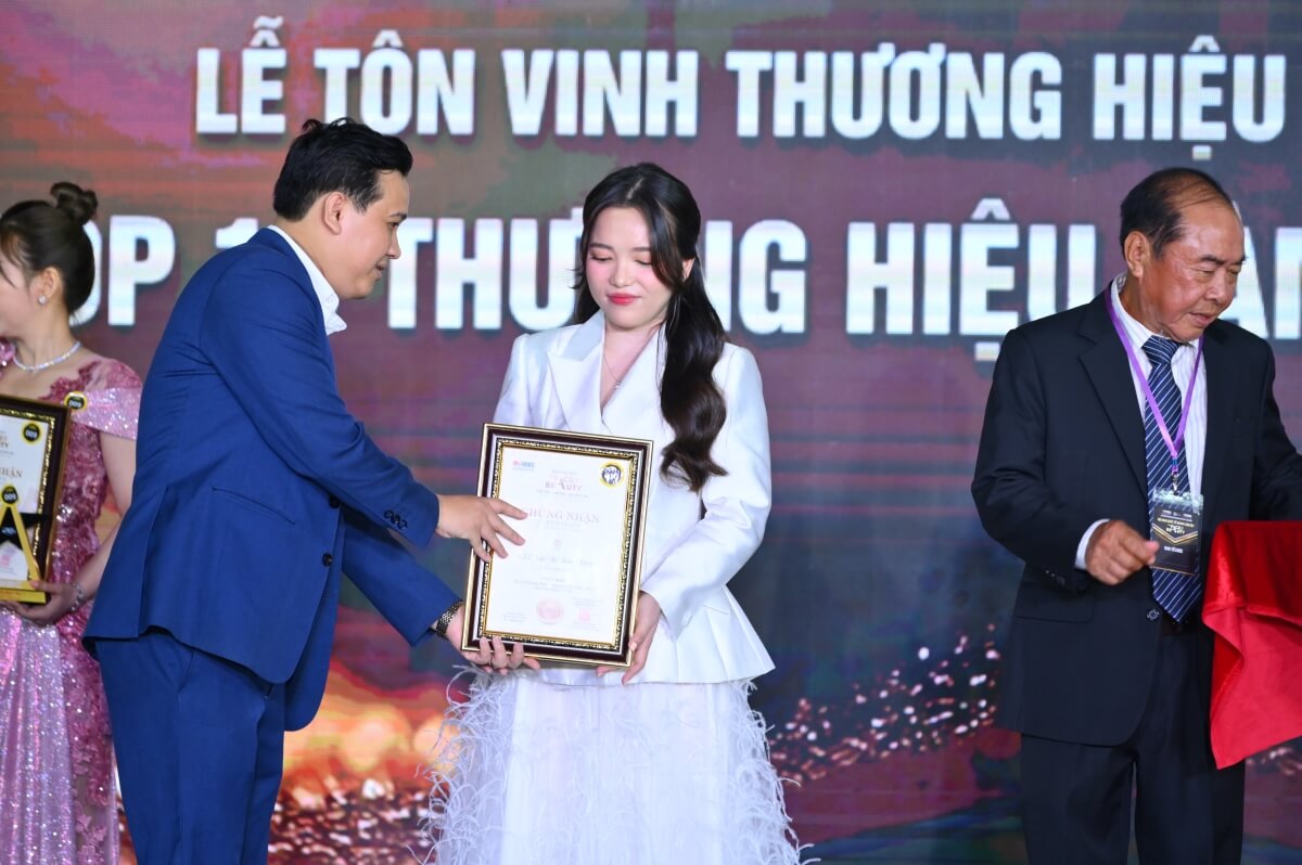 Lạc Beauty Center