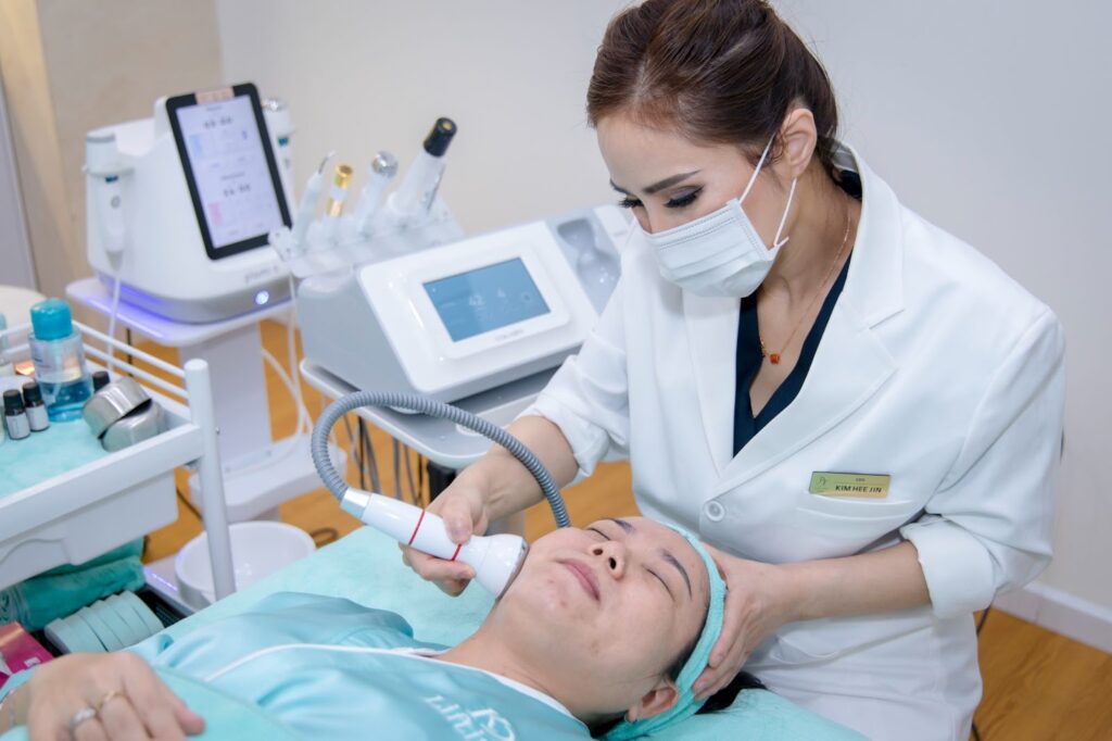 Đội ngũ bác sĩ, chuyên gia tại KD Lifting